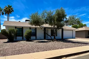 1129 W Hackamore St, Mesa, AZ 85201 - Photo 2
