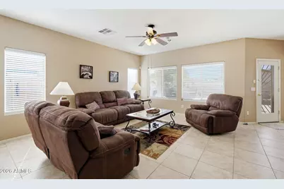 255 W Atlantic Drive, Casa Grande, AZ 85122 - Photo 8