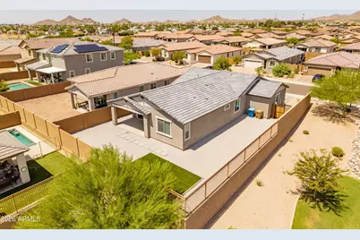 24215 W Whyman Avenue, Buckeye, AZ 85326 - Photo 4