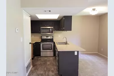 18811 N 19th Avenue #2015, Phoenix, AZ 85027 - Photo 4