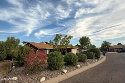 16015 N 47th Drive, Glendale, AZ 85306 - Photo 4