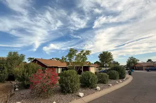 16015 N 47th Dr, Glendale, AZ 85306 - Photo 4