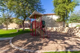 9160 W Meadow Dr, Peoria, AZ 85382 - Photo 2