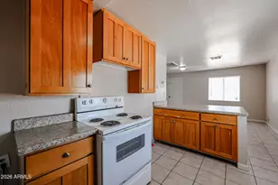 903 W Pierson St, Phoenix, AZ 85013 - Photo 1