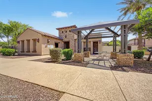 905 S Osborn Ln, Gilbert, AZ 85296 - Photo 62