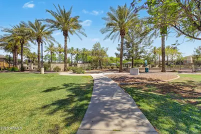 905 S Osborn Lane, Gilbert, AZ 85296 - Photo 54