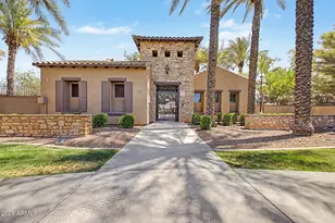 905 S Osborn Ln, Gilbert, AZ 85296 - Photo 50