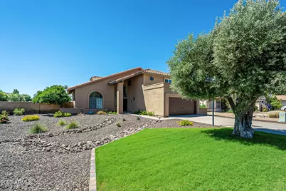 1937 E Citation Lane, Tempe, AZ 85284 - Photo 2