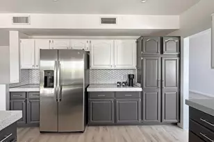1937 E Citation Ln, Tempe, AZ 85284 - Photo 12