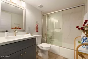 5122 N 31st Way, Phoenix, AZ 85016 - Photo 12