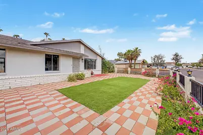 2002 W Bluefield Avenue, Phoenix, AZ 85023 - Photo 4