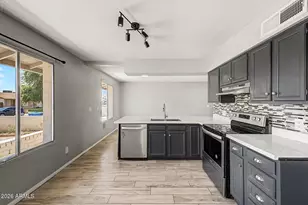 2002 W Bluefield Ave, Phoenix, AZ 85023 - Photo 12