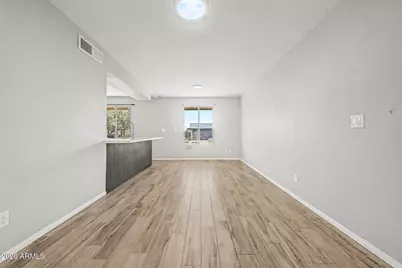 2002 W Bluefield Avenue, Phoenix, AZ 85023 - Photo 8