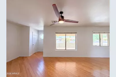 909 W Missouri Avenue, Phoenix, AZ 85013 - Photo 6