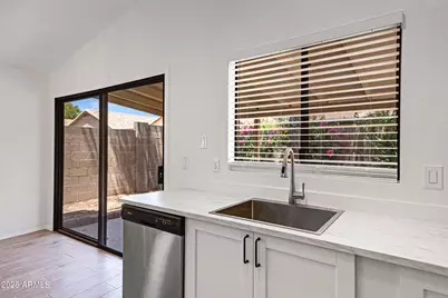 85 S Cypress Court, Chandler, AZ 85226 - Photo 4