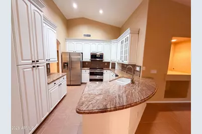 7925 W Harmony Lane, Peoria, AZ 85382 - Photo 8