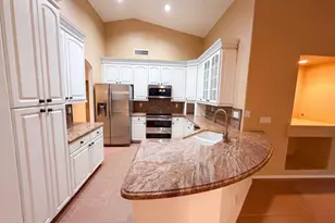 7925 W Harmony Ln, Peoria, AZ 85382 - Photo 8