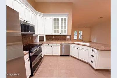 7925 W Harmony Lane, Peoria, AZ 85382 - Photo 2