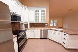 7925 W Harmony Ln, Peoria, AZ 85382 - Photo 2