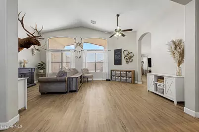 9649 E Osage Avenue, Mesa, AZ 85212 - Photo 8