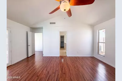 3906 E Amberwood Drive, Phoenix, AZ 85048 - Photo 4