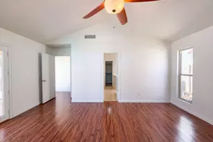 3906 E Amberwood Dr, Phoenix, AZ 85048 - Photo 4