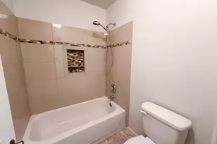 3906 E Amberwood Dr, Phoenix, AZ 85048 - Photo 18