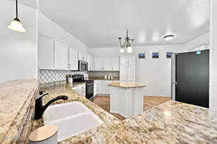 22915 W Arrow Dr, Buckeye, AZ 85326 - Photo 14
