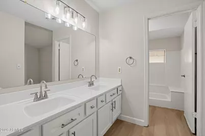 5114 W Diana Avenue, Glendale, AZ 85302 - Photo 18