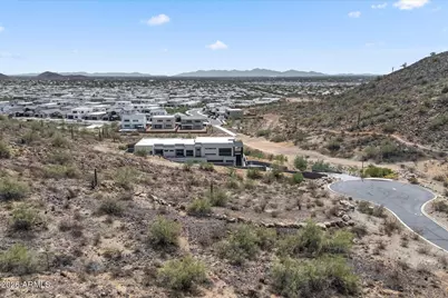 28325 N 74th Lane #3, Peoria, AZ 85383 - Photo 4