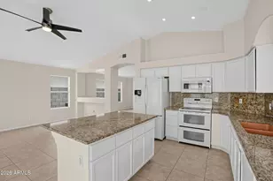 2714 S 156th Dr, Goodyear, AZ 85338 - Photo 8