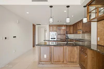 7175 E Camelback Road #707, Scottsdale, AZ 85251 - Photo 4