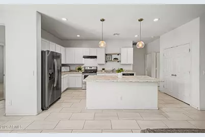 18057 W Ida Lane, Surprise, AZ 85387 - Photo 14