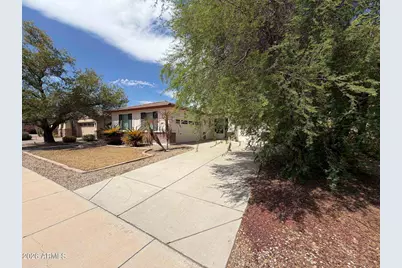 15640 W Westview Drive, Goodyear, AZ 85395 - Photo 2
