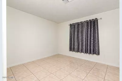 2228 N 47th Drive, Phoenix, AZ 85035 - Photo 6