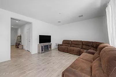 19815 W Pinchot Drive, Buckeye, AZ 85396 - Photo 10