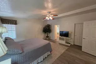 2233 E Behrend Dr, Phoenix, AZ 85024 - Photo 30