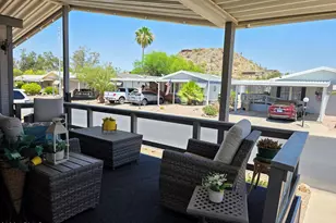 2233 E Behrend Dr, Phoenix, AZ 85024 - Photo 40