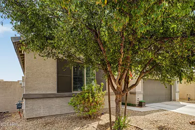10231 W Levi Drive, Tolleson, AZ 85353 - Photo 8