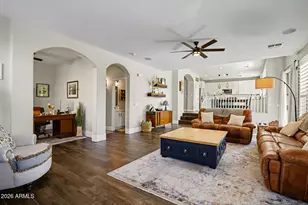 10215 E Lakeview Ave, Mesa, AZ 85209 - Photo 14