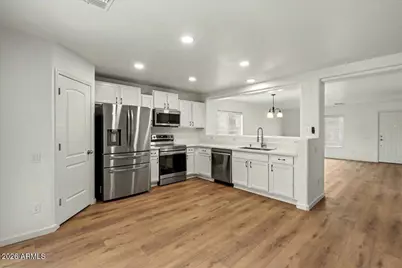 43467 W Magnolia Road, Maricopa, AZ 85138 - Photo 2