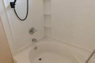 932 W Carter Rd, Phoenix, AZ 85041 - Photo 28