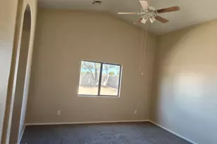932 W Carter Rd, Phoenix, AZ 85041 - Photo 18