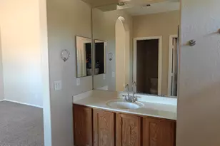 932 W Carter Rd, Phoenix, AZ 85041 - Photo 26