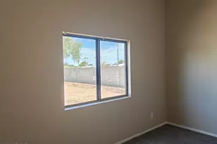 932 W Carter Rd, Phoenix, AZ 85041 - Photo 22