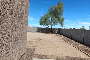 932 W Carter Rd, Phoenix, AZ 85041 - Photo 30