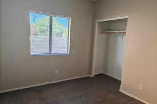 932 W Carter Rd, Phoenix, AZ 85041 - Photo 20