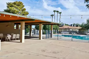 2336 E Waltann Ln, Phoenix, AZ 85022 - Photo 22
