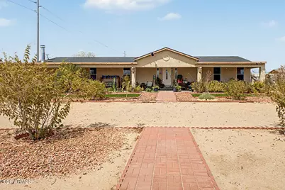 35430 W Steinway Drive, Arlington, AZ 85322 - Photo 2