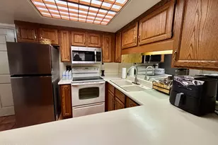 10330 W Thunderbird Blvd, Sun City, AZ 85351 - Photo 4